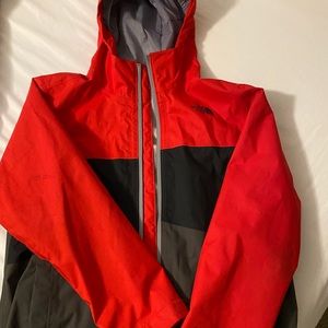 Boys winter jacket/ with fleece zip in 10/12